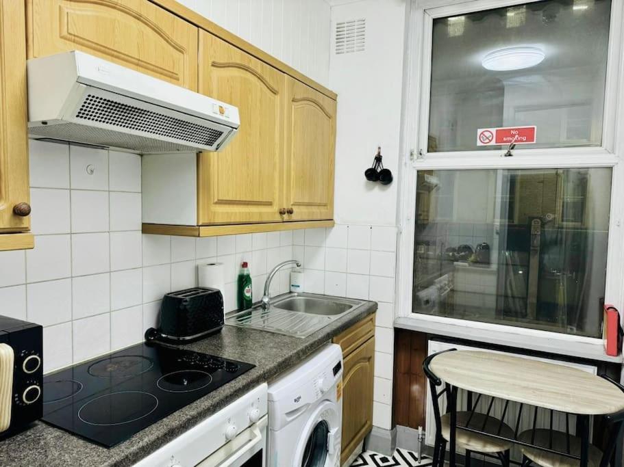 1 Bedroom Studio Next To King'S Cross St Pancreas Station ロンドン エクステリア 写真